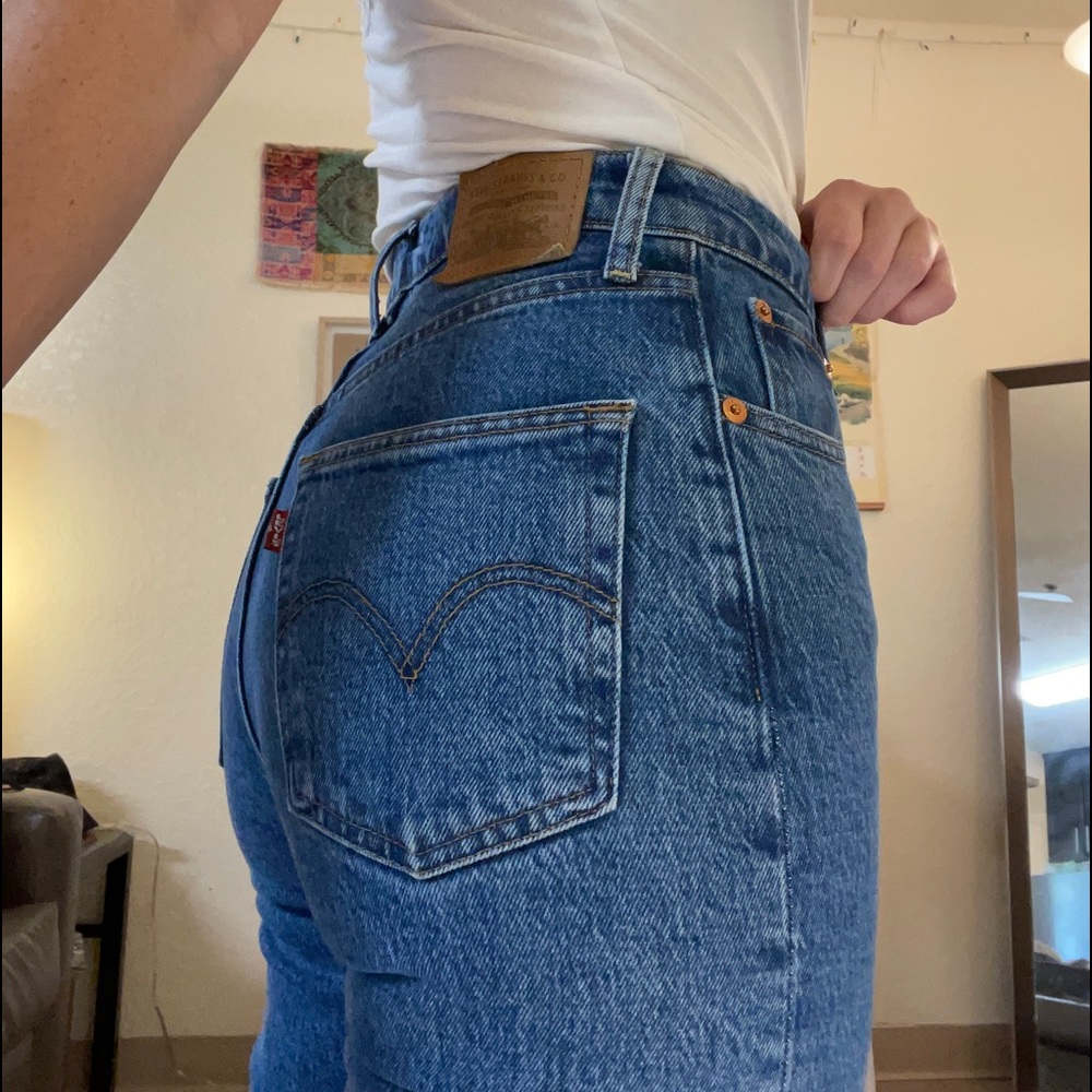 Levi’s Ribcage Straight Ankle Jeans